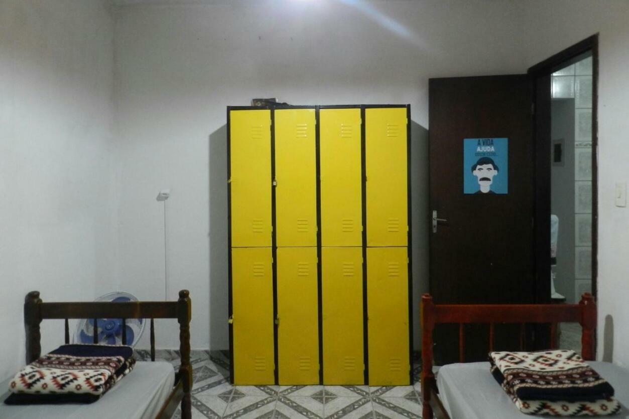 Hostel Резенді Екстер'єр фото